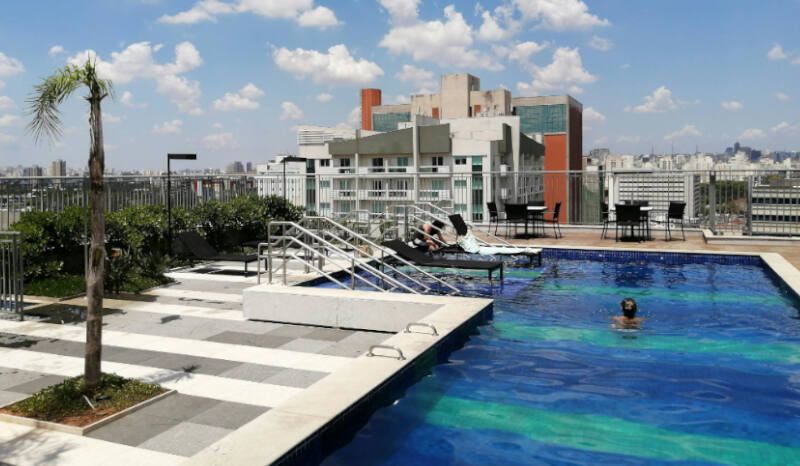 Protege tus oídos de la piscina
